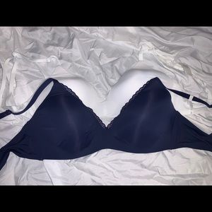 Aerie Wireless Bras- size 34D